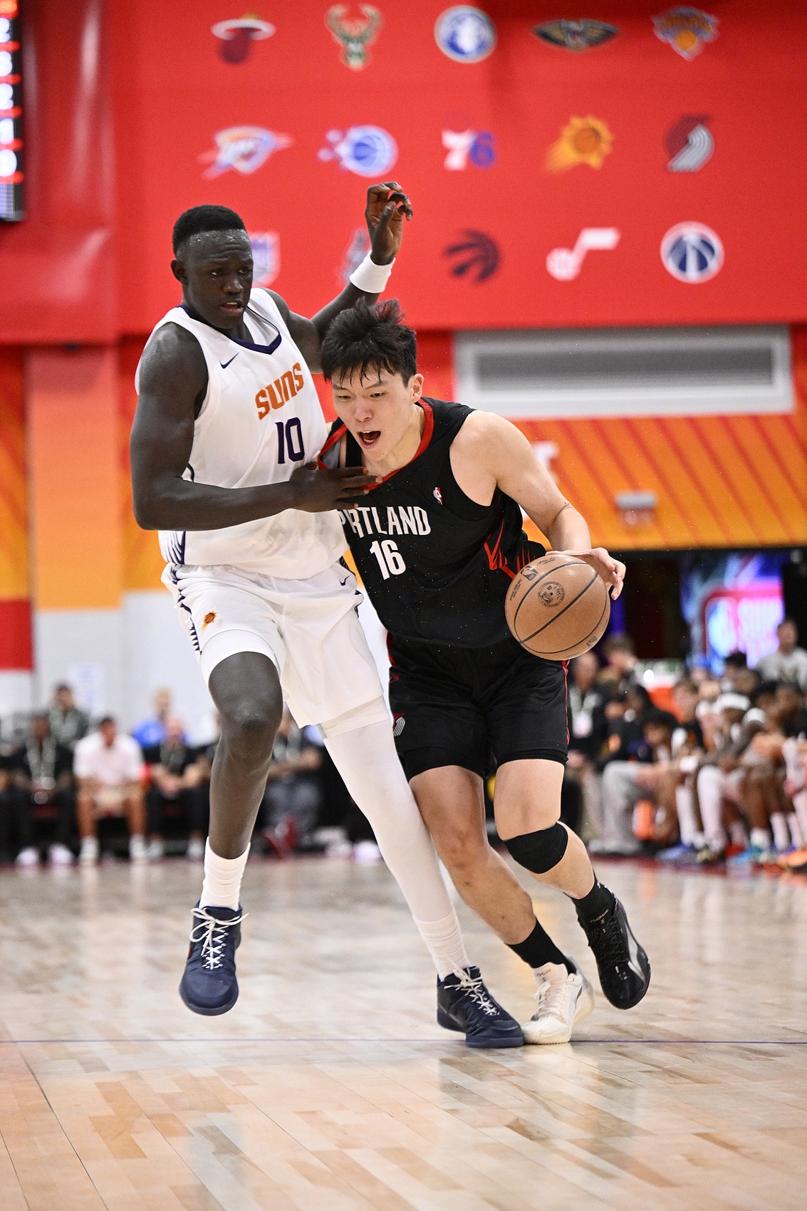 杨瀚森夏联首秀12+9+4 三分2中2,管维佳:机会不是给的而是抢的