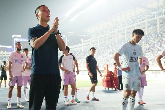 陈涛：满意球员表现，曹康红牌打乱下半场节奏