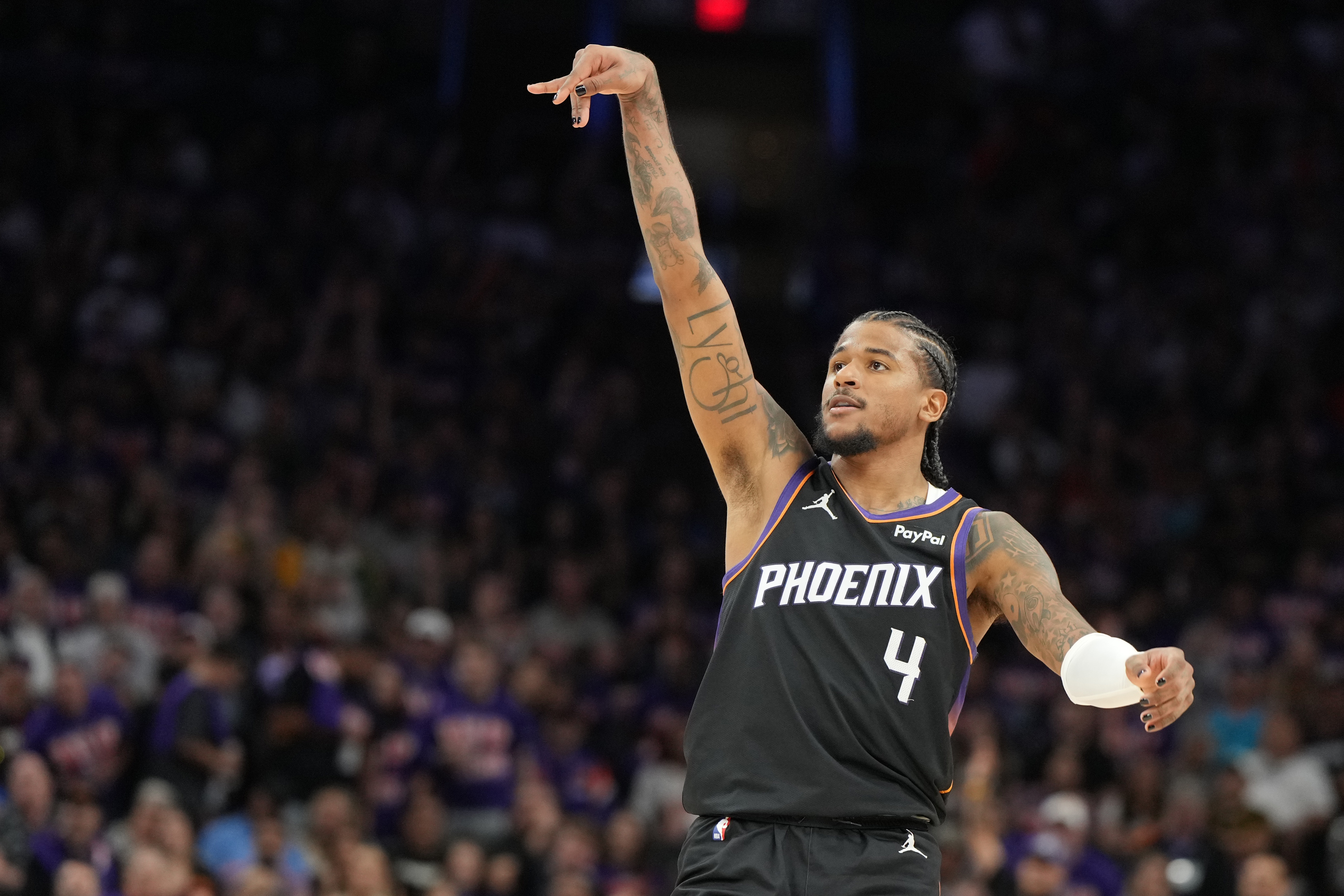 恩比德剩余合同1.88亿登顶NBA垃圾合同榜 恩比德剩余合同1.88亿登顶NBA垃圾合同榜