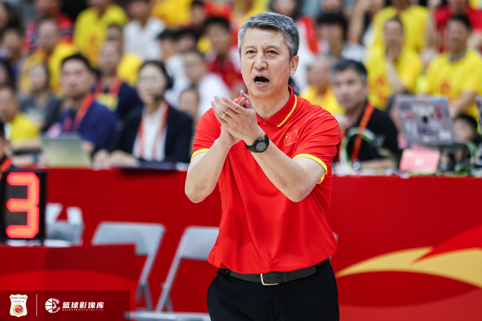 世界杯预选赛中国vs澳大利亚直播